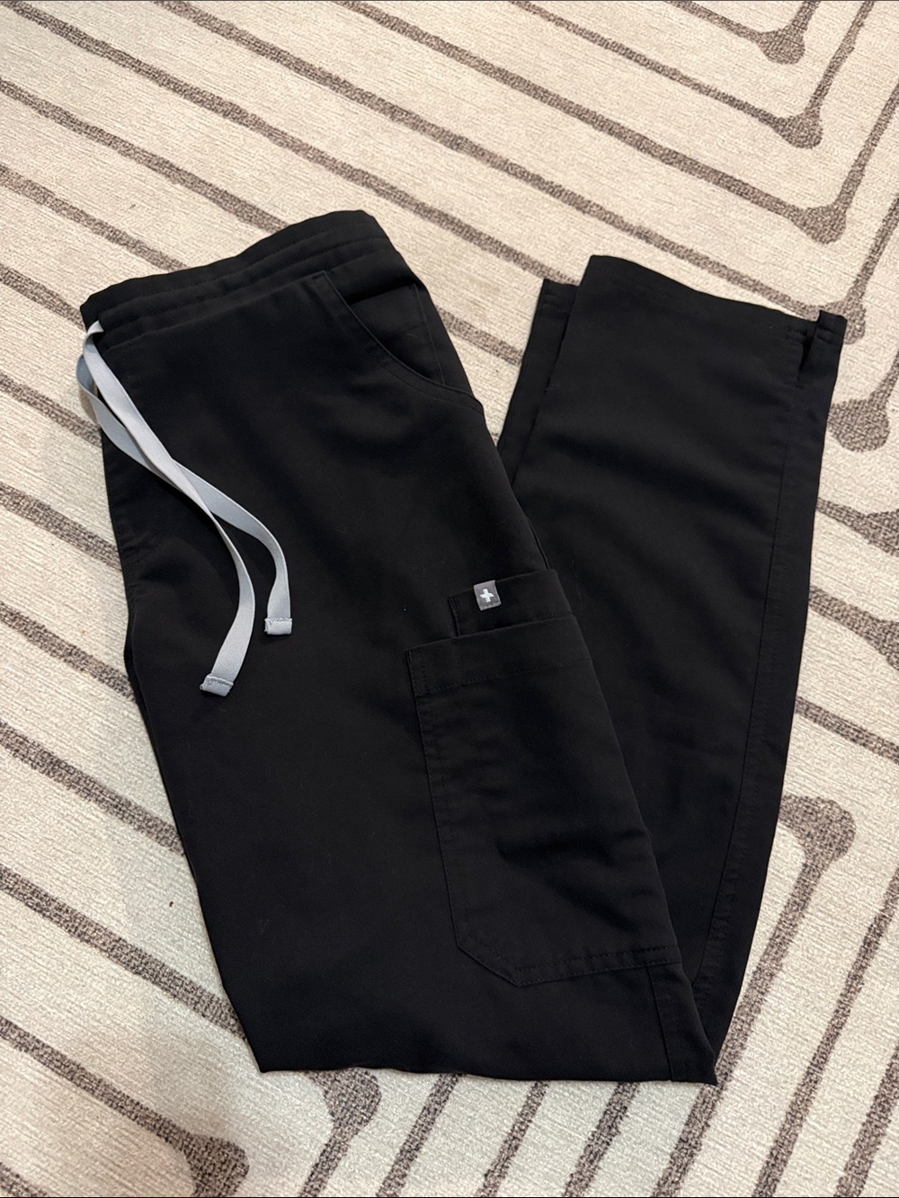 FIGS Yola Skinny Straight Scrub Pants - Black